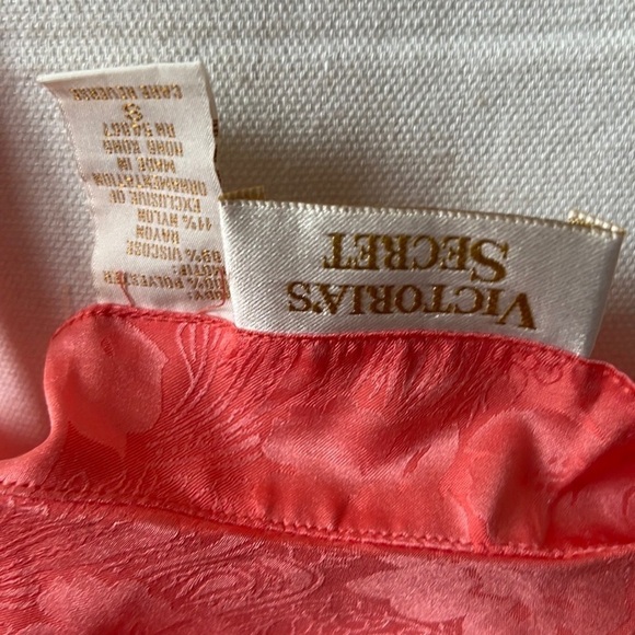 Victoria’s Secret Gold Label Slip - Picture 6 of 6